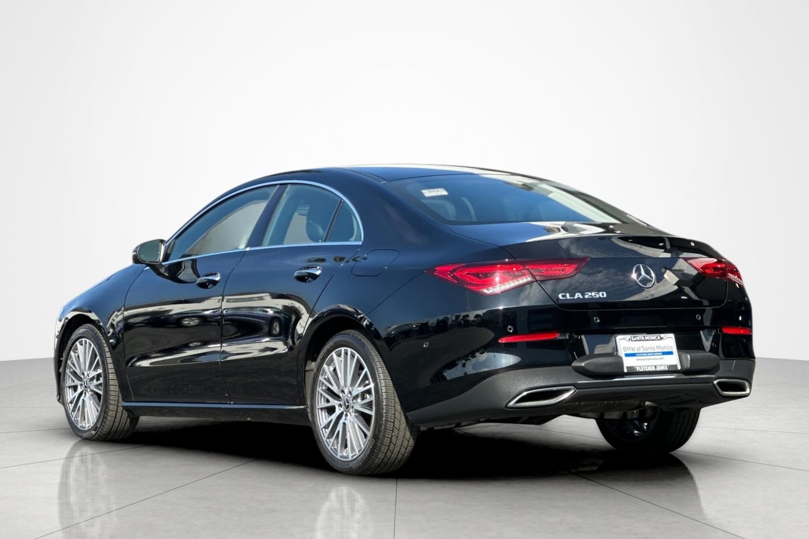 Used 2023 BLACK Mercedes-Benz CLA 250 image 3