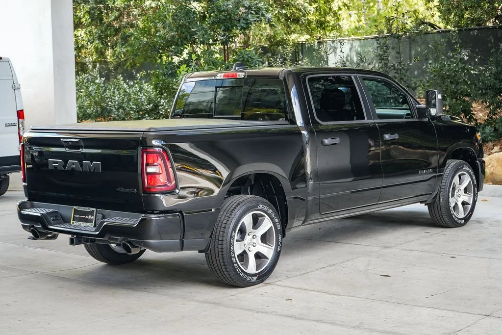 New 2026 Diamond Black Crystal Pearlcoat RAM Express image 6