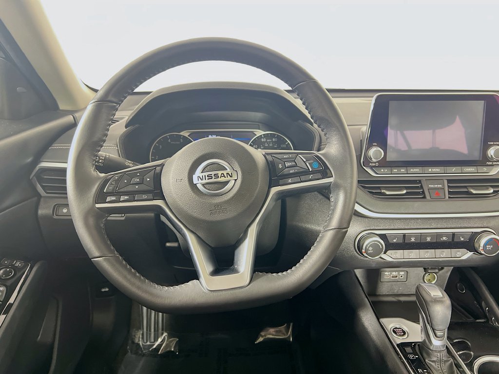 2022 Nissan Altima SV - Photo 11