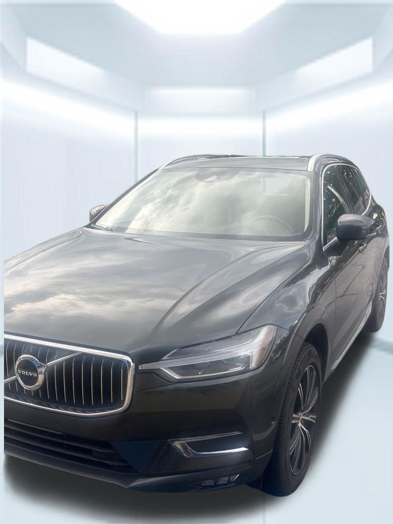 Used 2019 Green Volvo T5 Inscription image 15