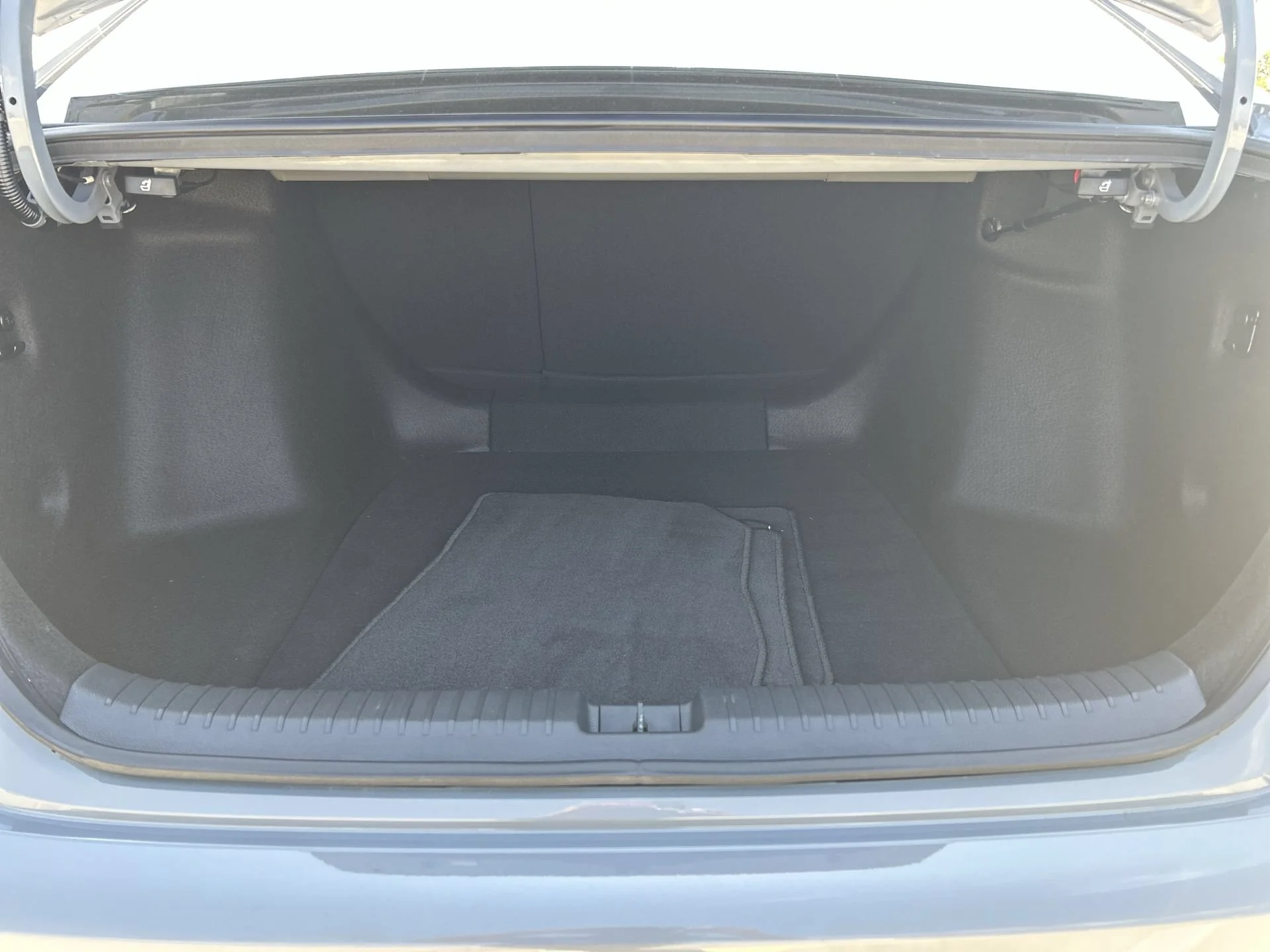 Used 2023 Urban Gray Pearl Honda Sport image 47