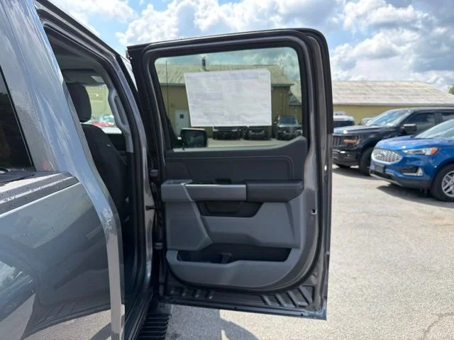 New 2026 Carbonized Gray Metallic Ford XLT image 35