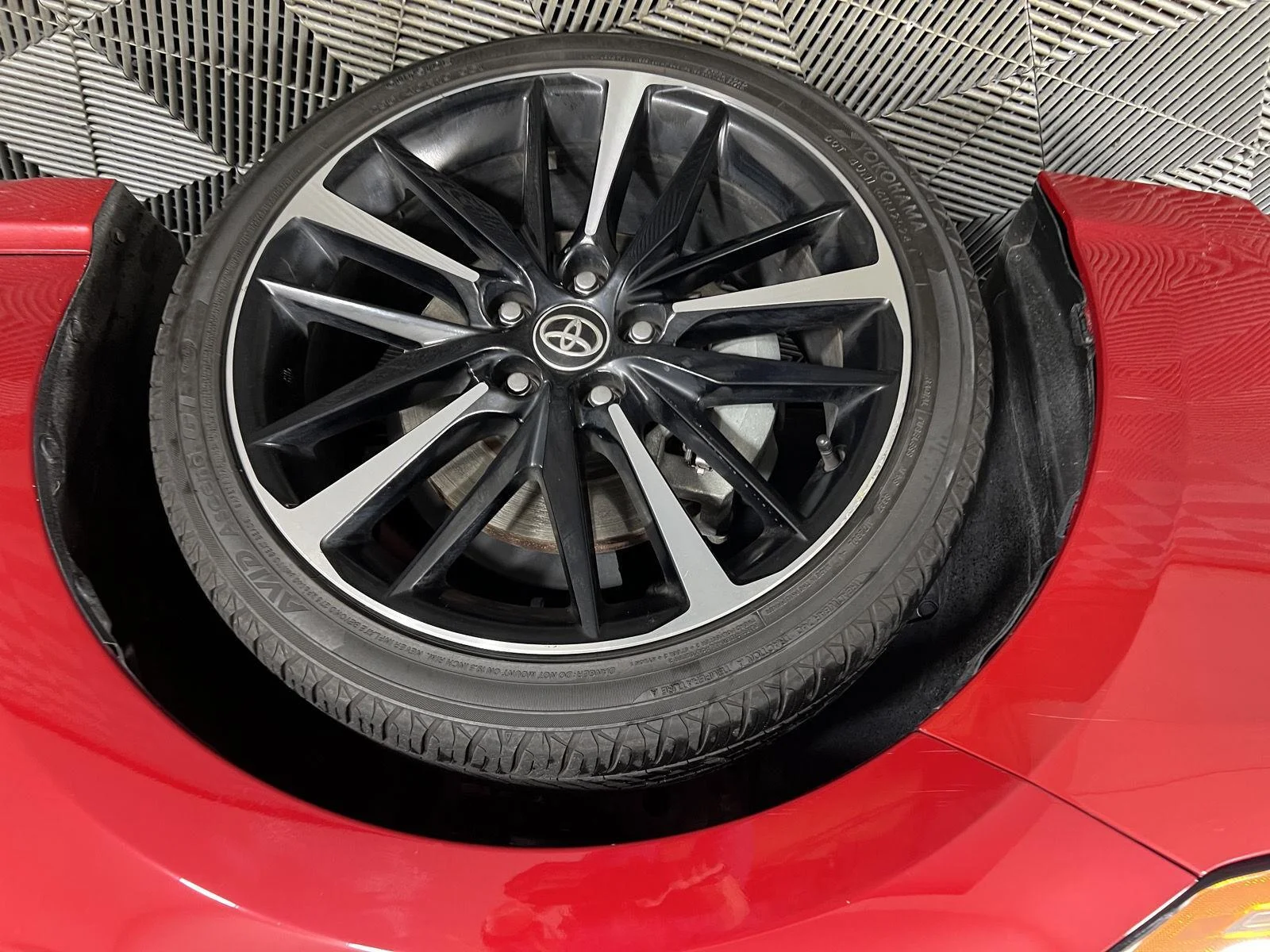 Used 2020 Supersonic Red Toyota XSE image 11