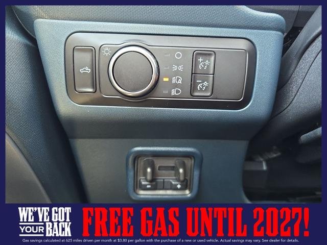 New 2025 Azure Gray Metallic Tri-Coat Ford XLT image 25