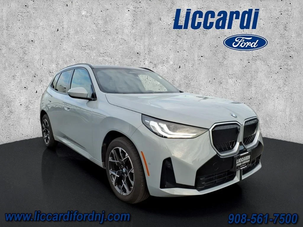 2025 BMW X3 30