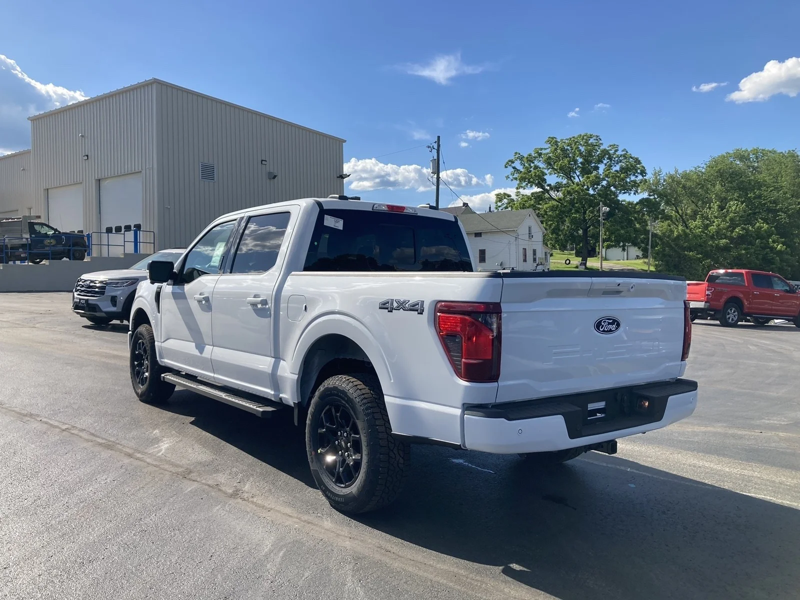 New 2026 Oxford White Ford XLT image 6