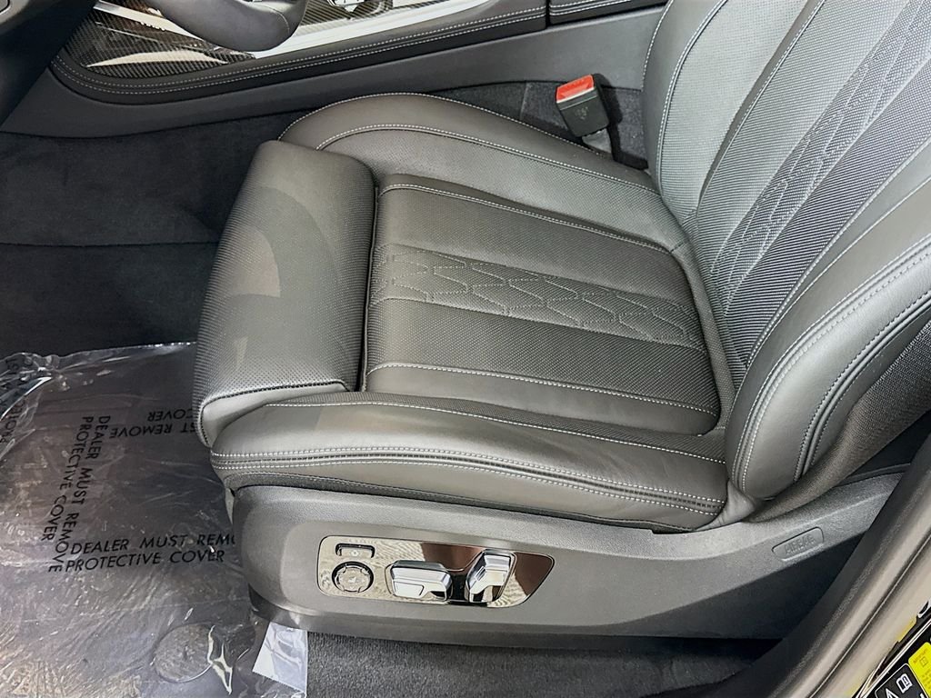 2024 BMW X7 ALPINA XB7 - Photo 20