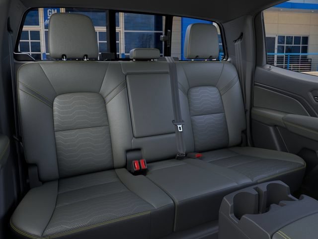2026 Chevrolet Colorado ZR2 - Photo 17