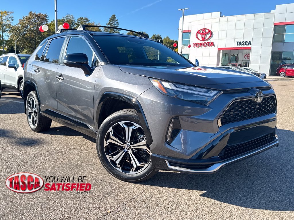 Used 2025 Gray Toyota XSE image 1
