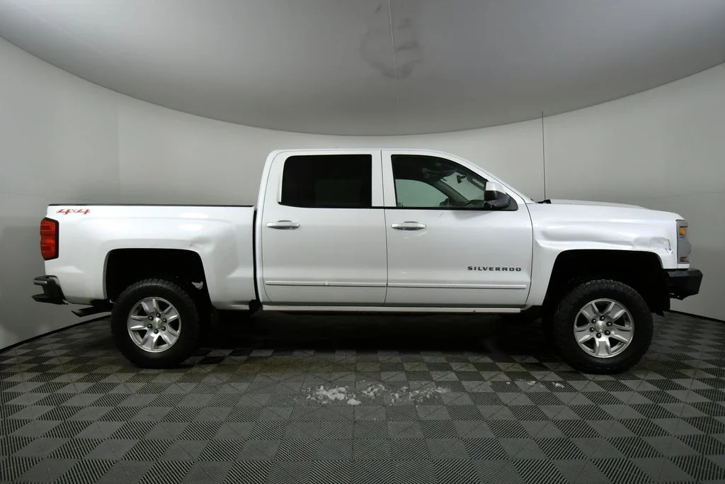 2017 Chevrolet Silverado 1500 LT - Photo 15