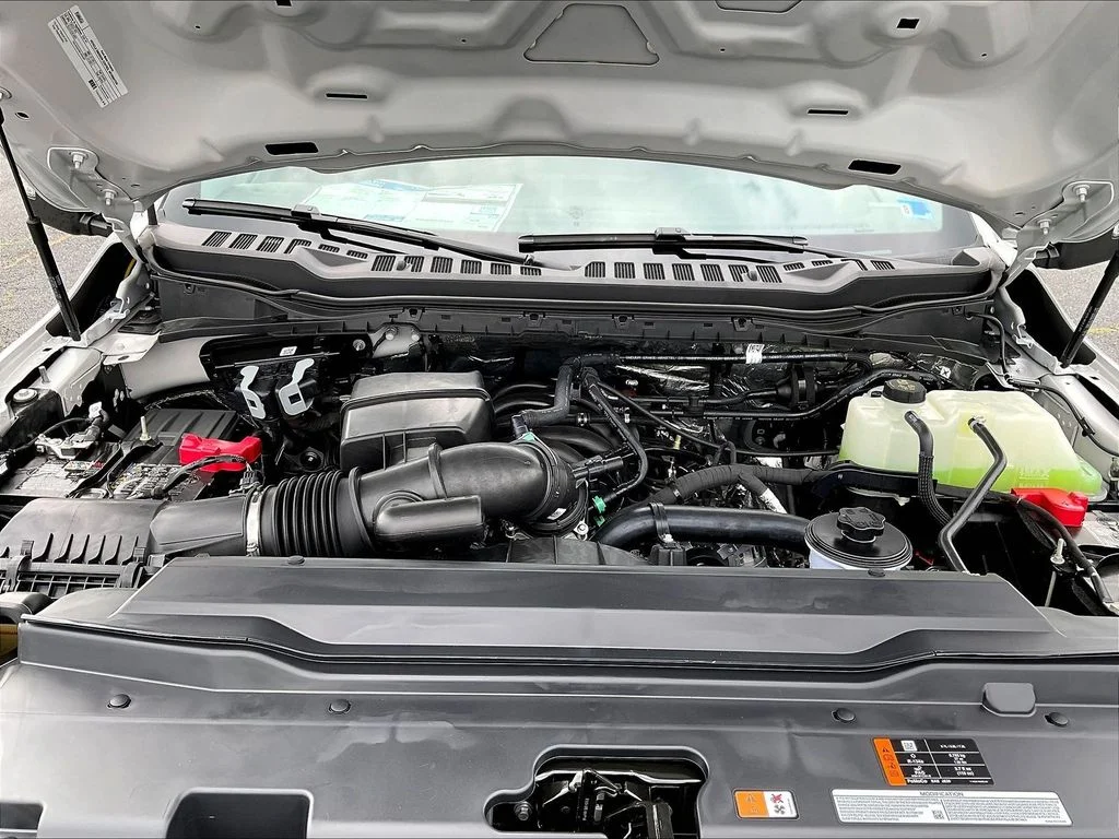 New 2026 Avalanche Ford F-250® XLT image 13