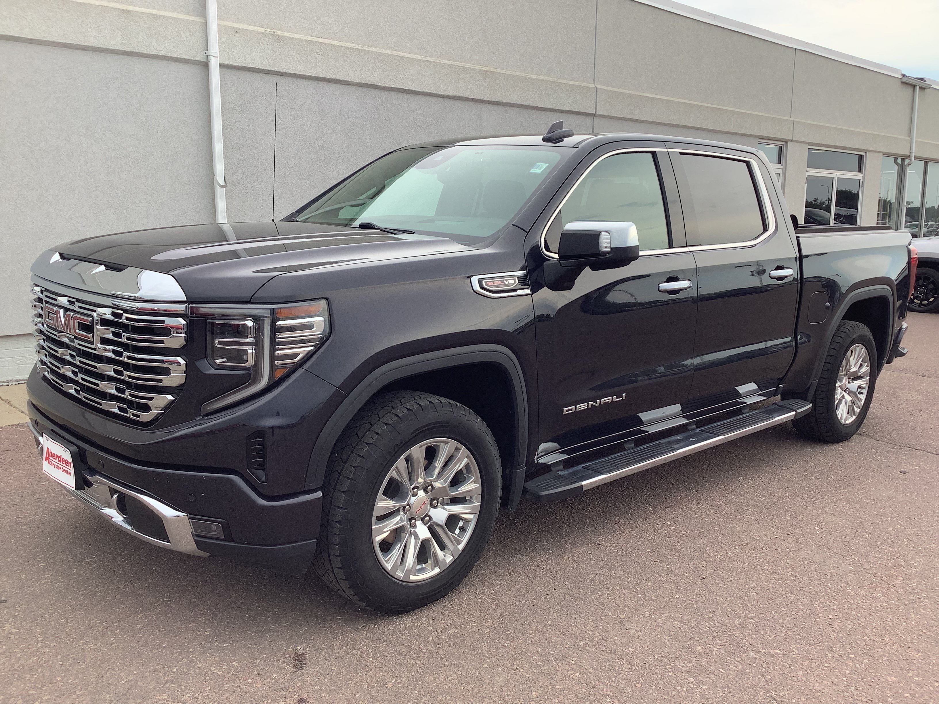 Used 2023 Silver GMC Denali image 15