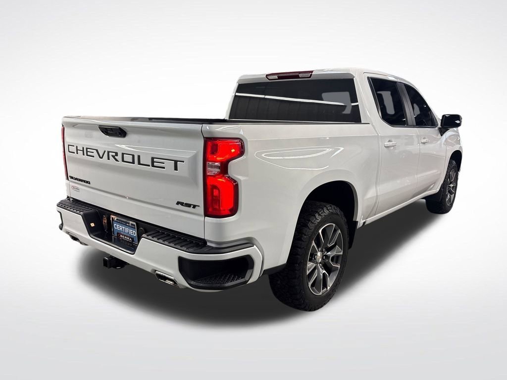 Used 2024 Summit White Chevrolet RST image 5