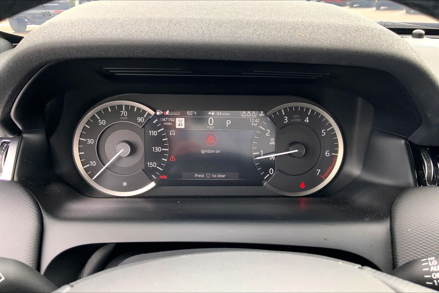 Used 2021 Fuji White Land Rover S R-Dynamic image 24