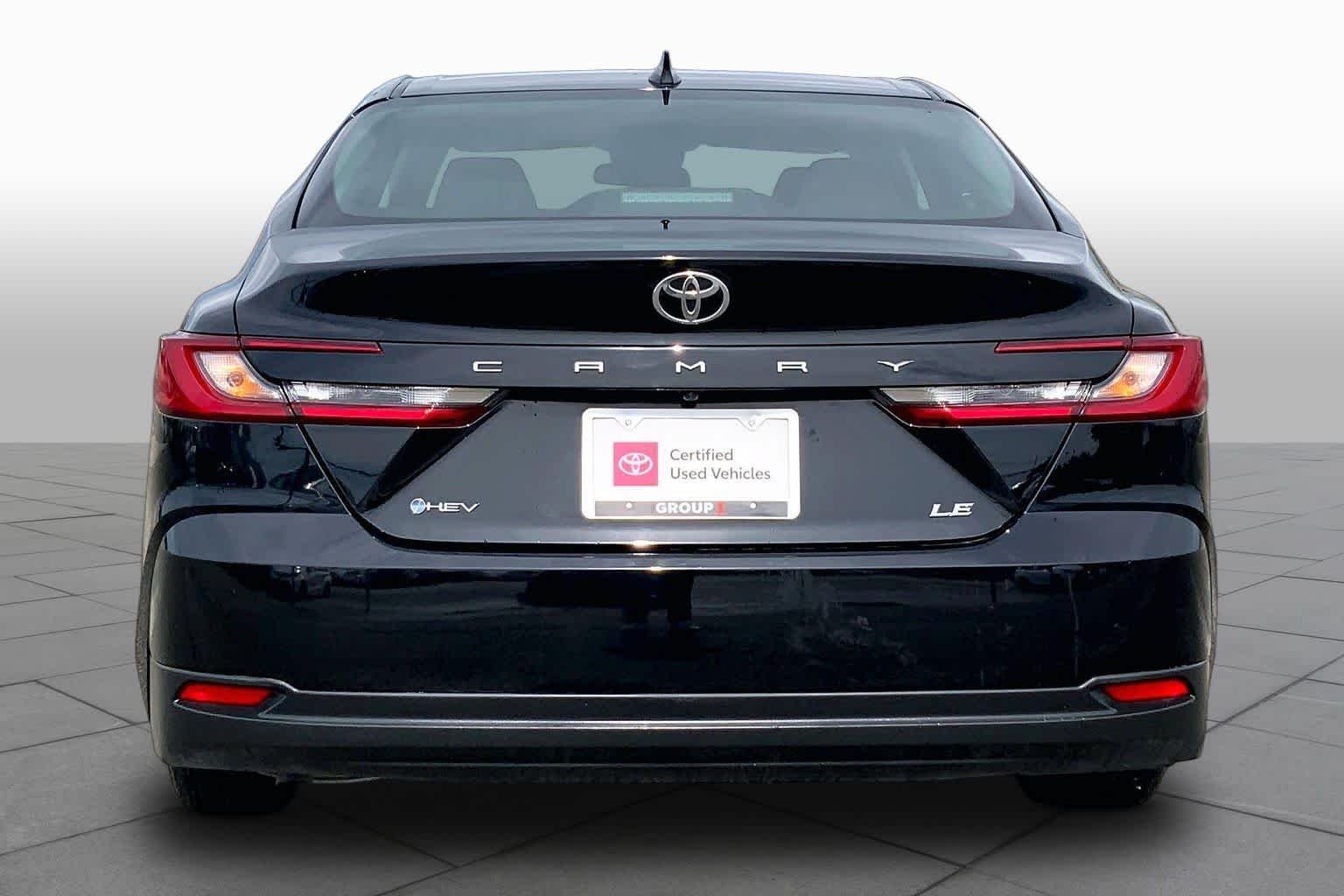 Used 2026 Midnight Black Metallic Toyota LE image 5