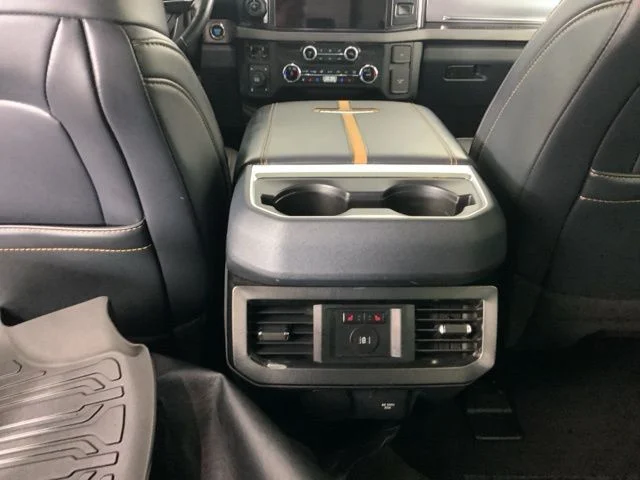 2024 Ford F-350 Super Duty Platinum - Photo 30