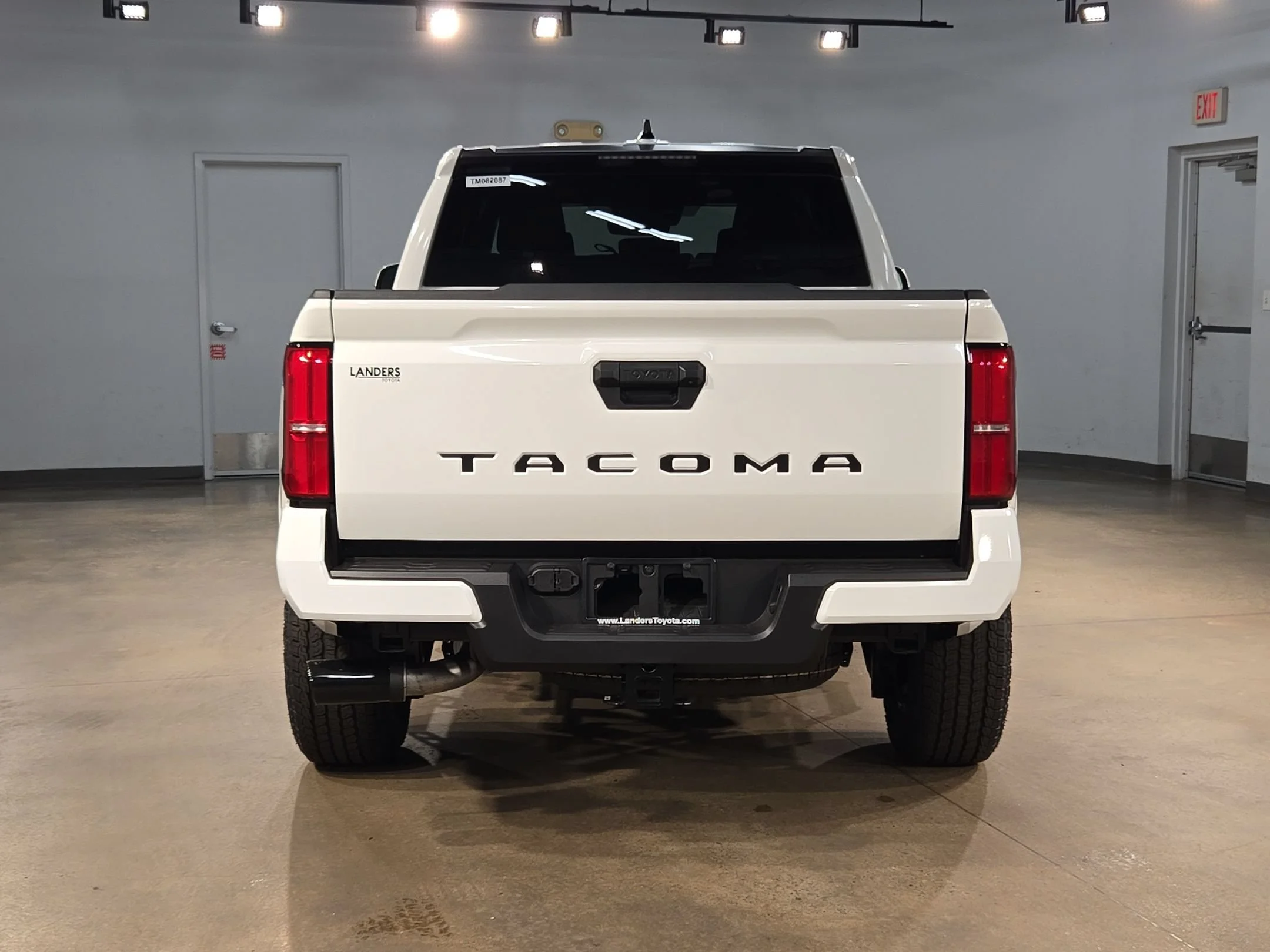 New 2026 Ice Cap Toyota SR5 image 6