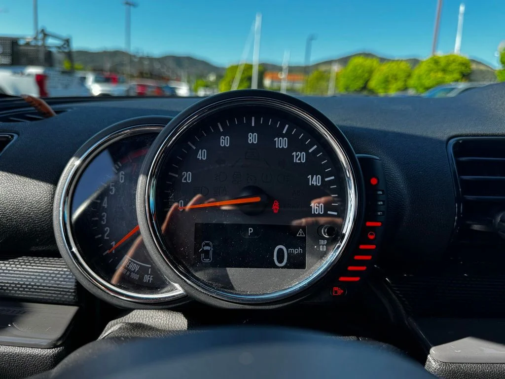 Used 2016 Gray MINI Clubman image 32