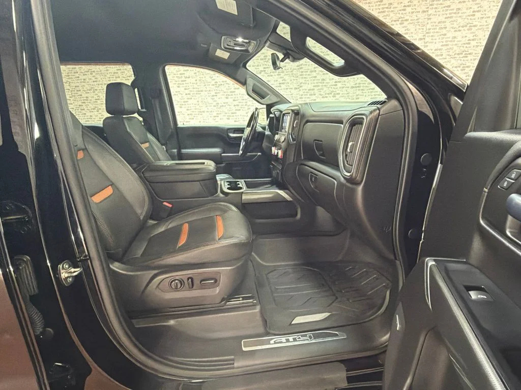 Used 2019 Black GMC AT4 image 11