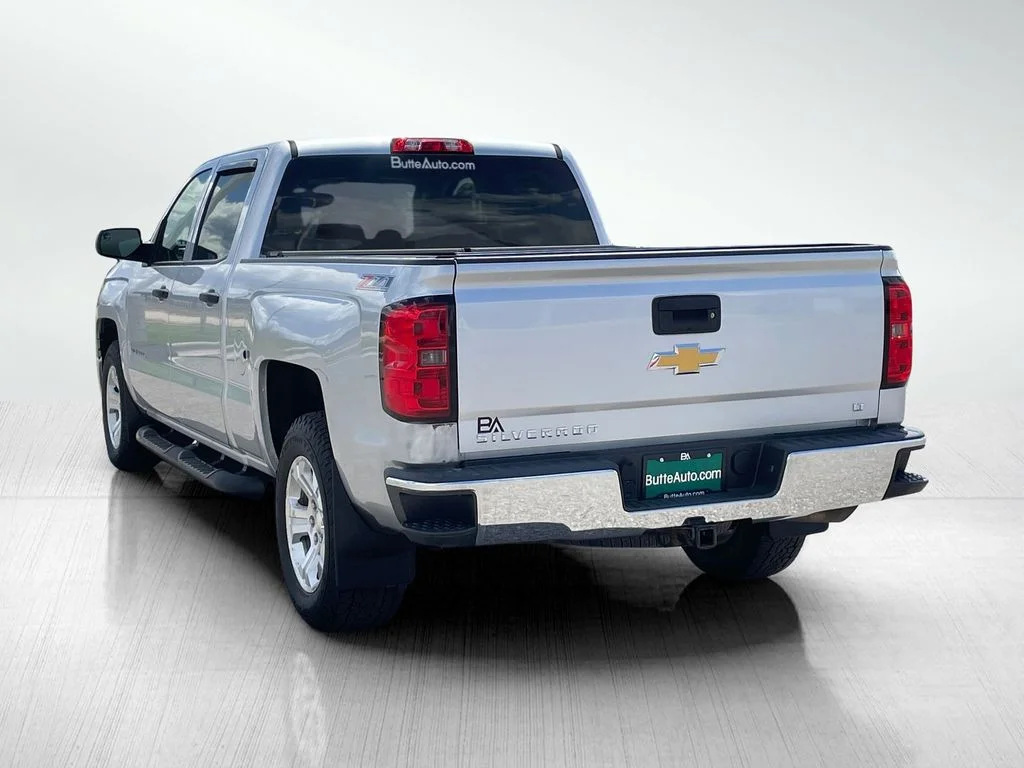 Used 2014 Silver Ice Metallic Chevrolet LT image 5