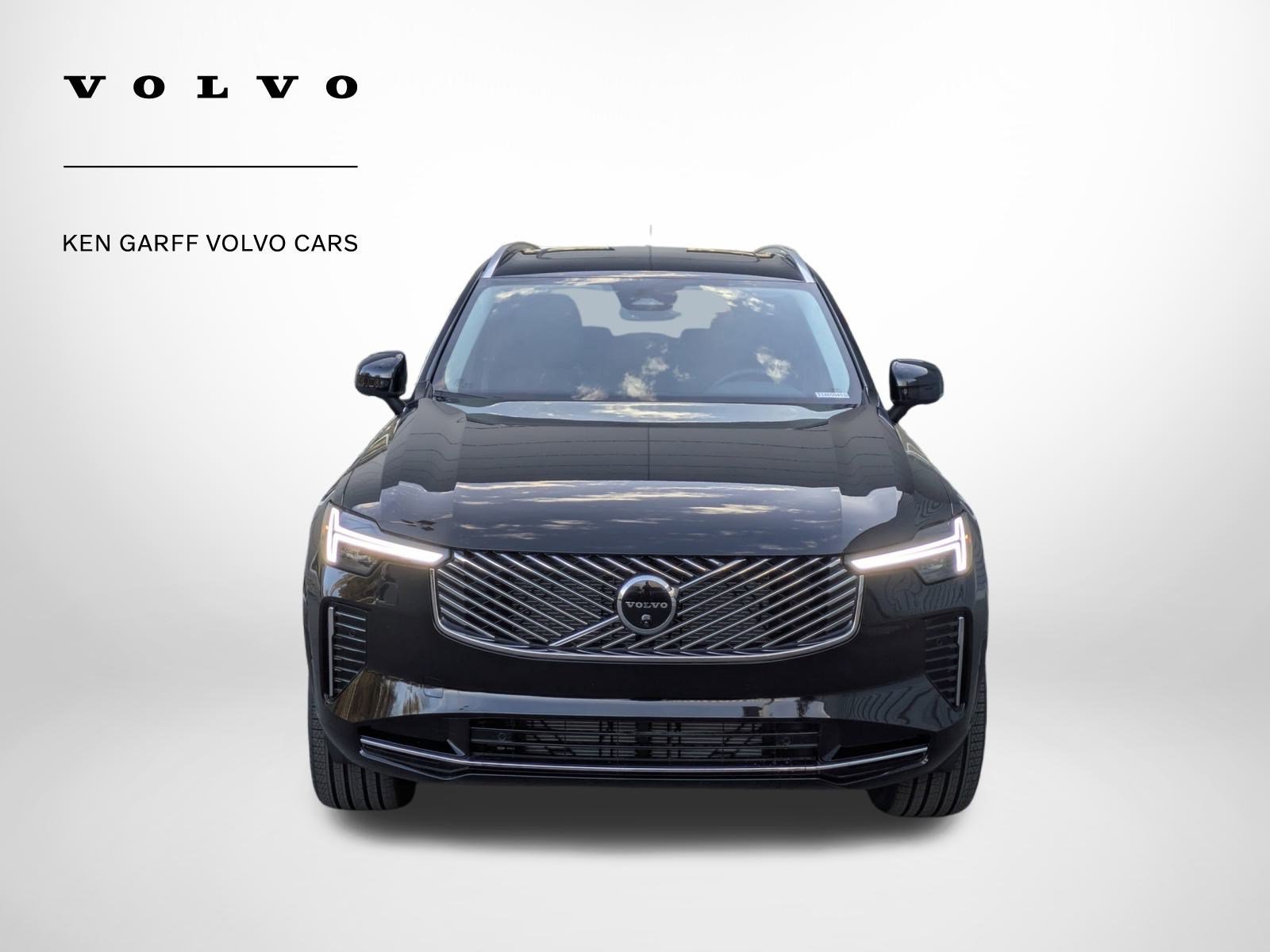 New 2026 Onyx Black Metallic Volvo Plus image 9