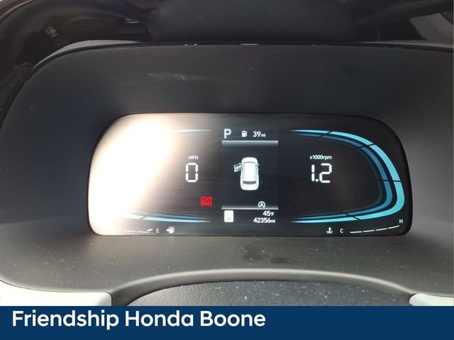 Used 2025 Red Hyundai SEL image 23