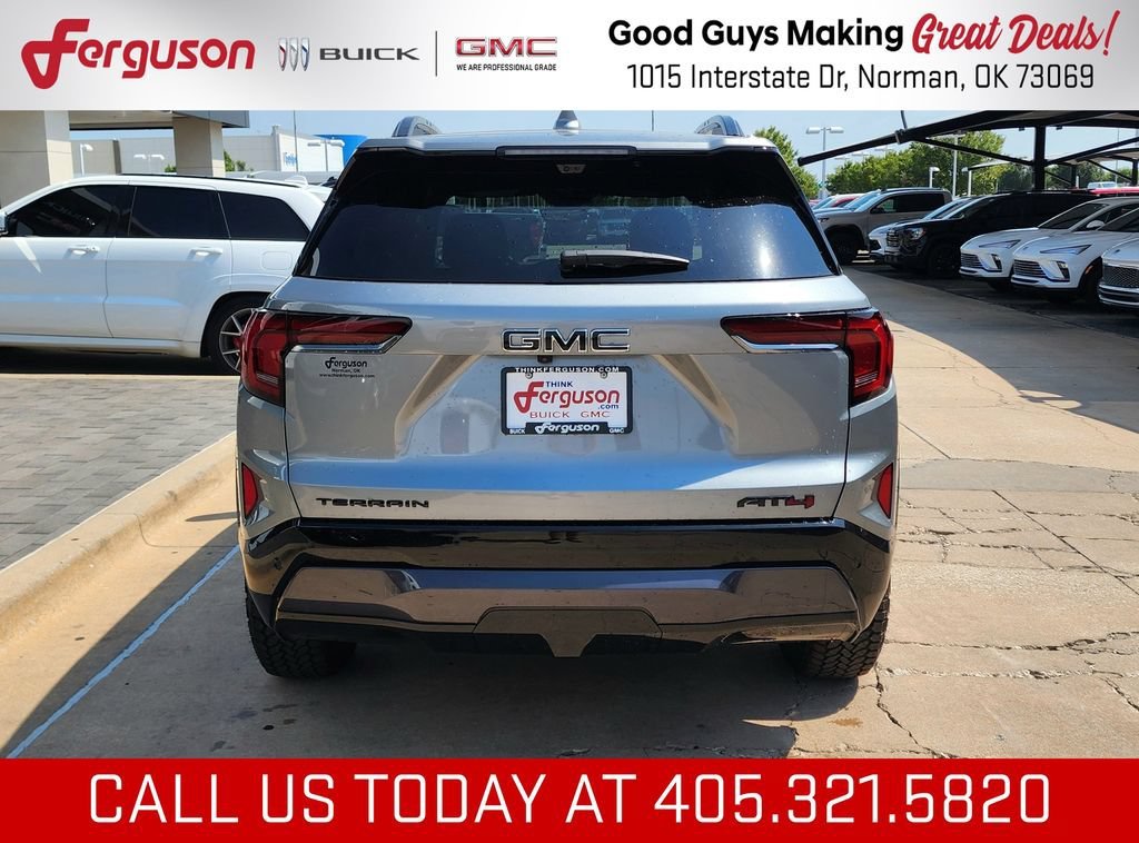 2027 GMC Terrain AT4 - Photo 5