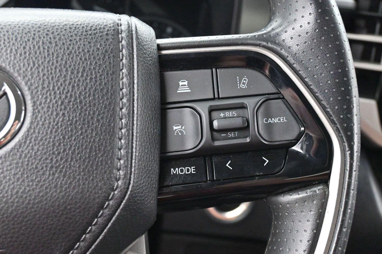 Used 2024 White Toyota SR5 image 17