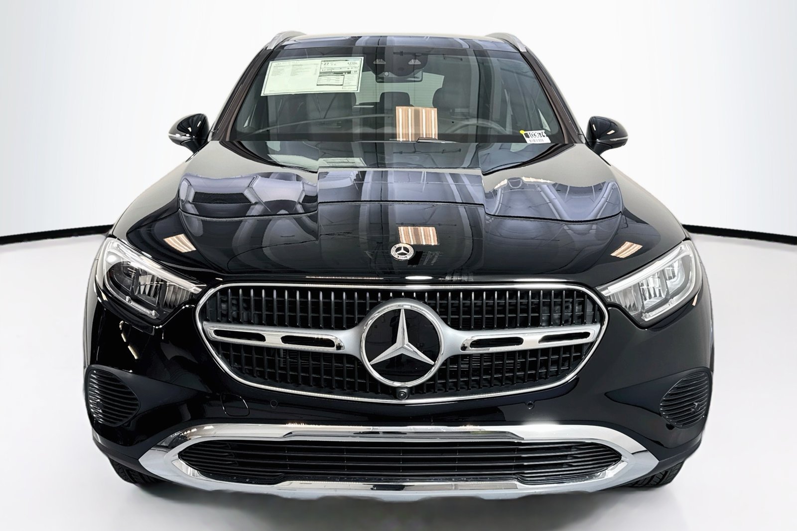 New 2026 Black Mercedes-Benz GLC 300 image 2