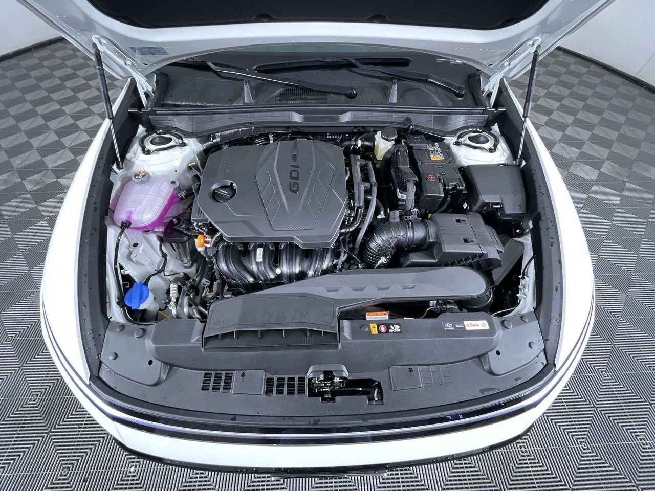 New 2026 Serenity White Hyundai SEL Sport image 11