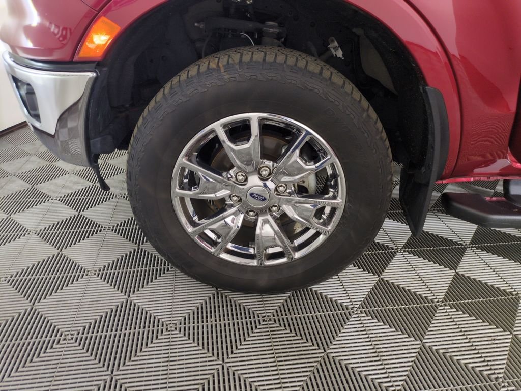 Used 2020 Red Ford Lariat image 26