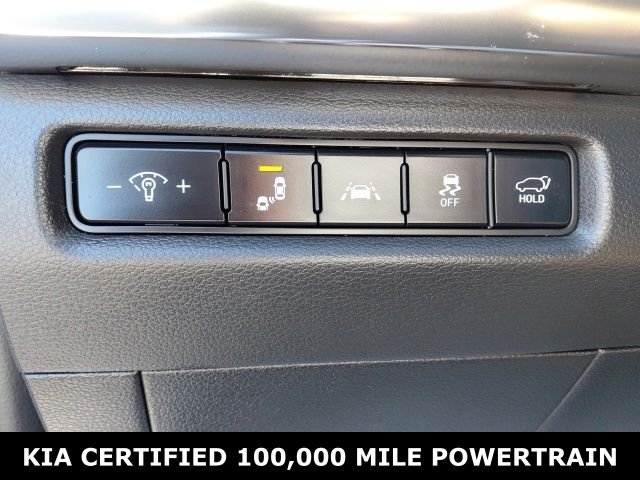 Used 2022 White Kia SX image 15
