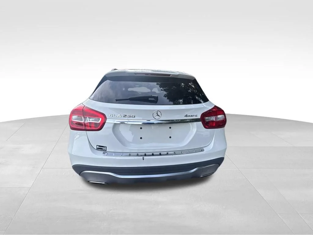 Used 2018  Mercedes-Benz GLA 250 image 5
