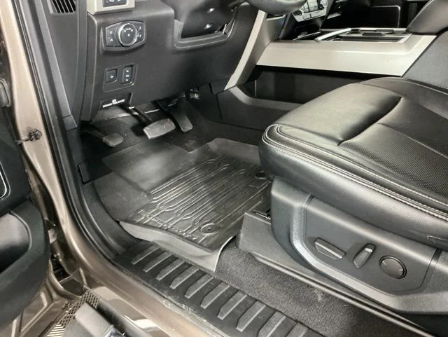 Used 2020 Gray Ford Lariat image 16