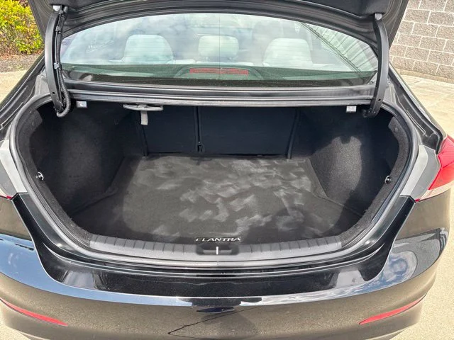 Used 2018 Phantom Black Hyundai Value Edition image 12