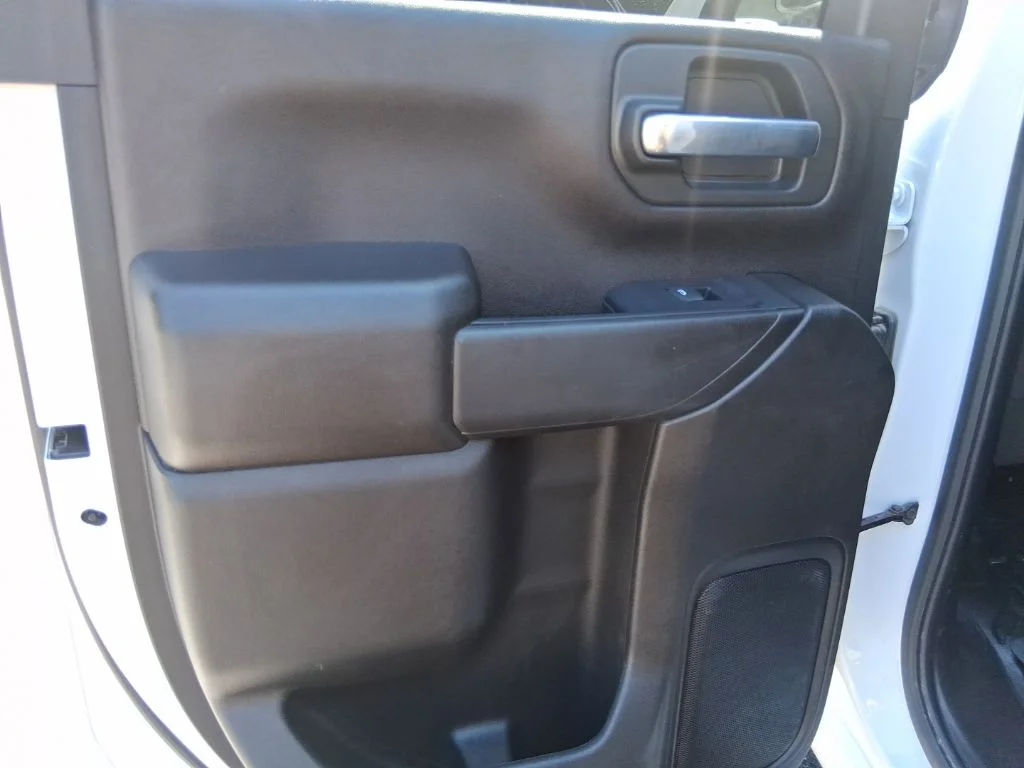 Used 2024 White GMC Pro image 18