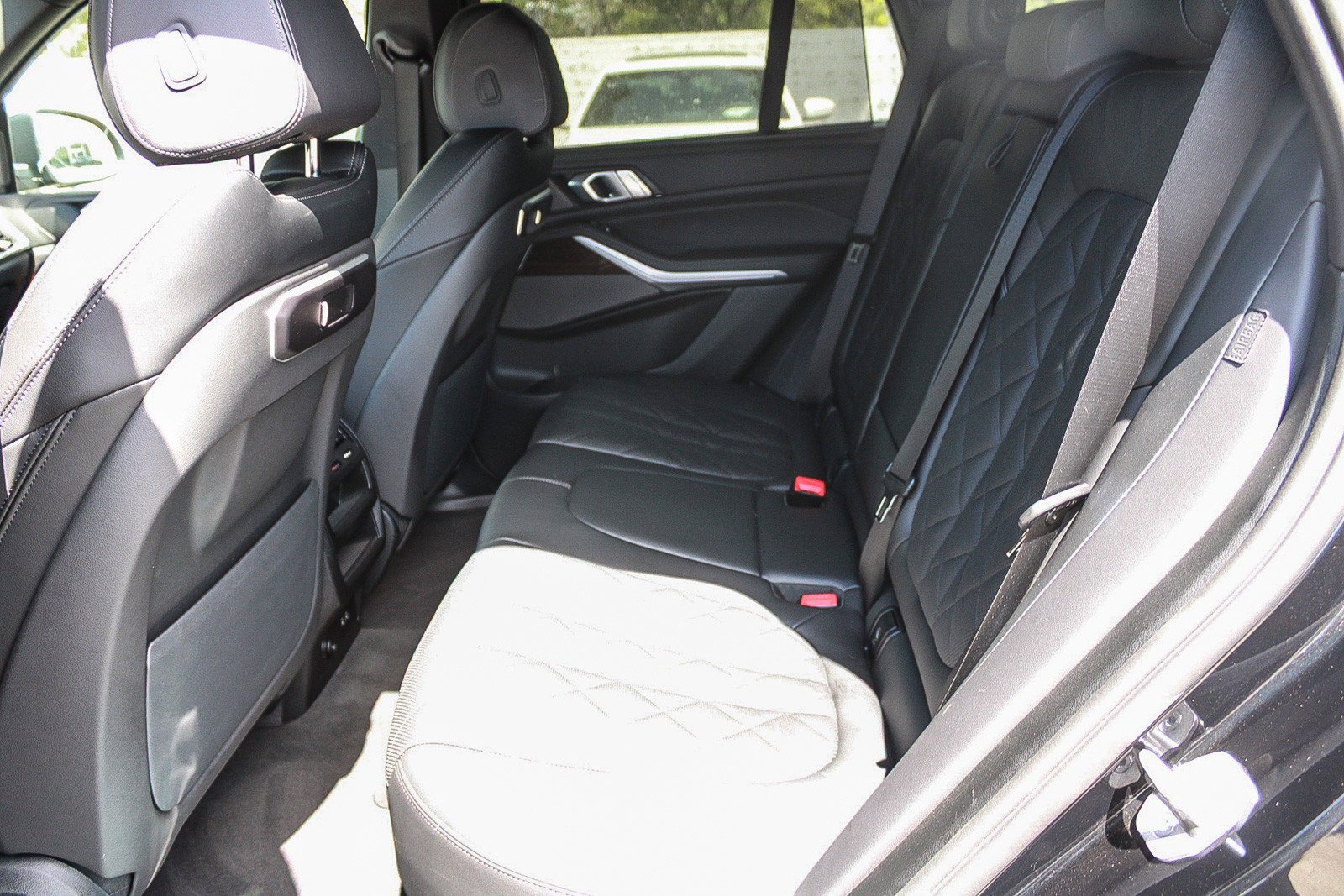 Used 2026 Black Sapphire Metallic BMW xDrive50e image 19