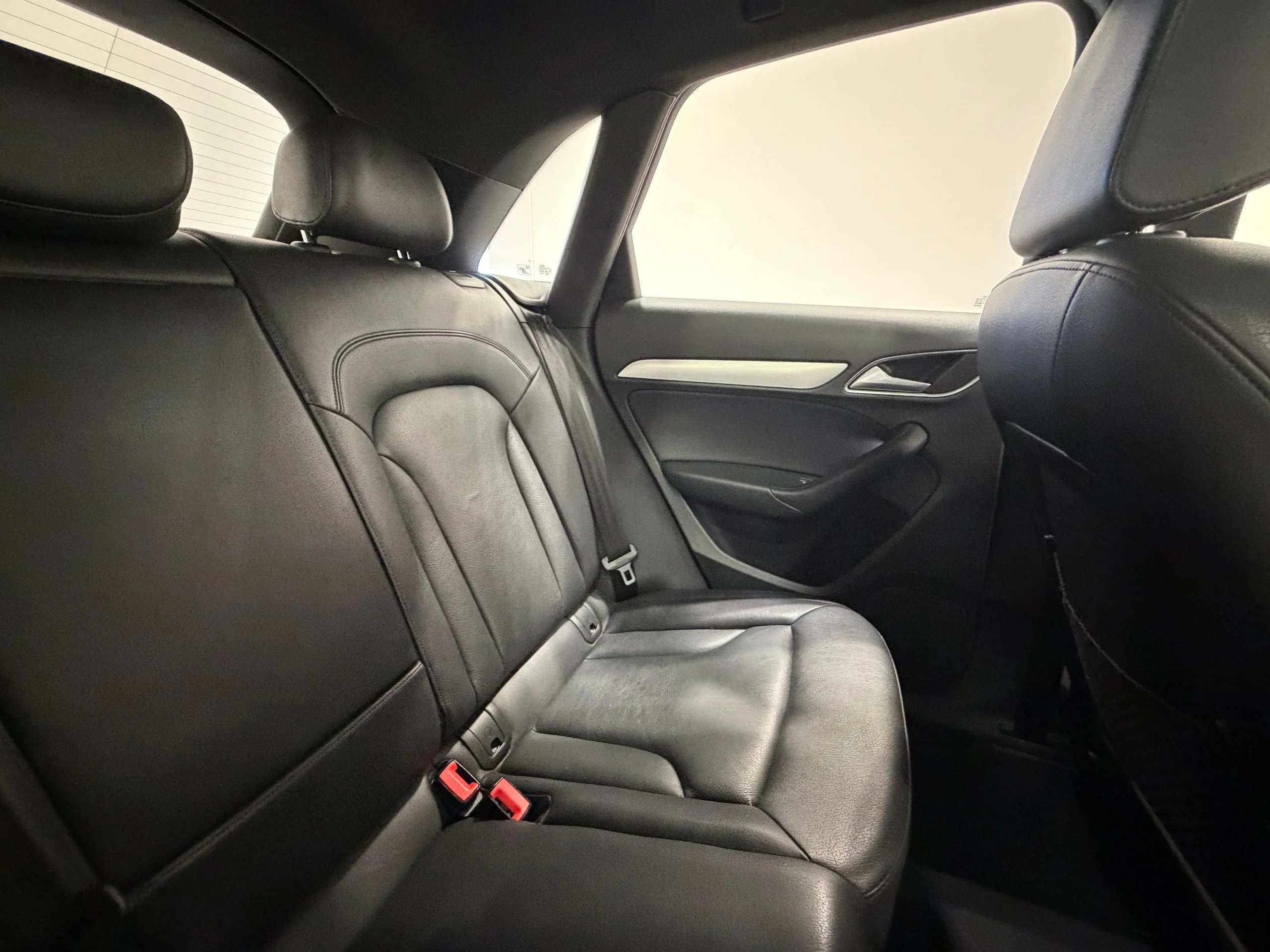 Used 2018 White Audi 2.0T Premium image 35