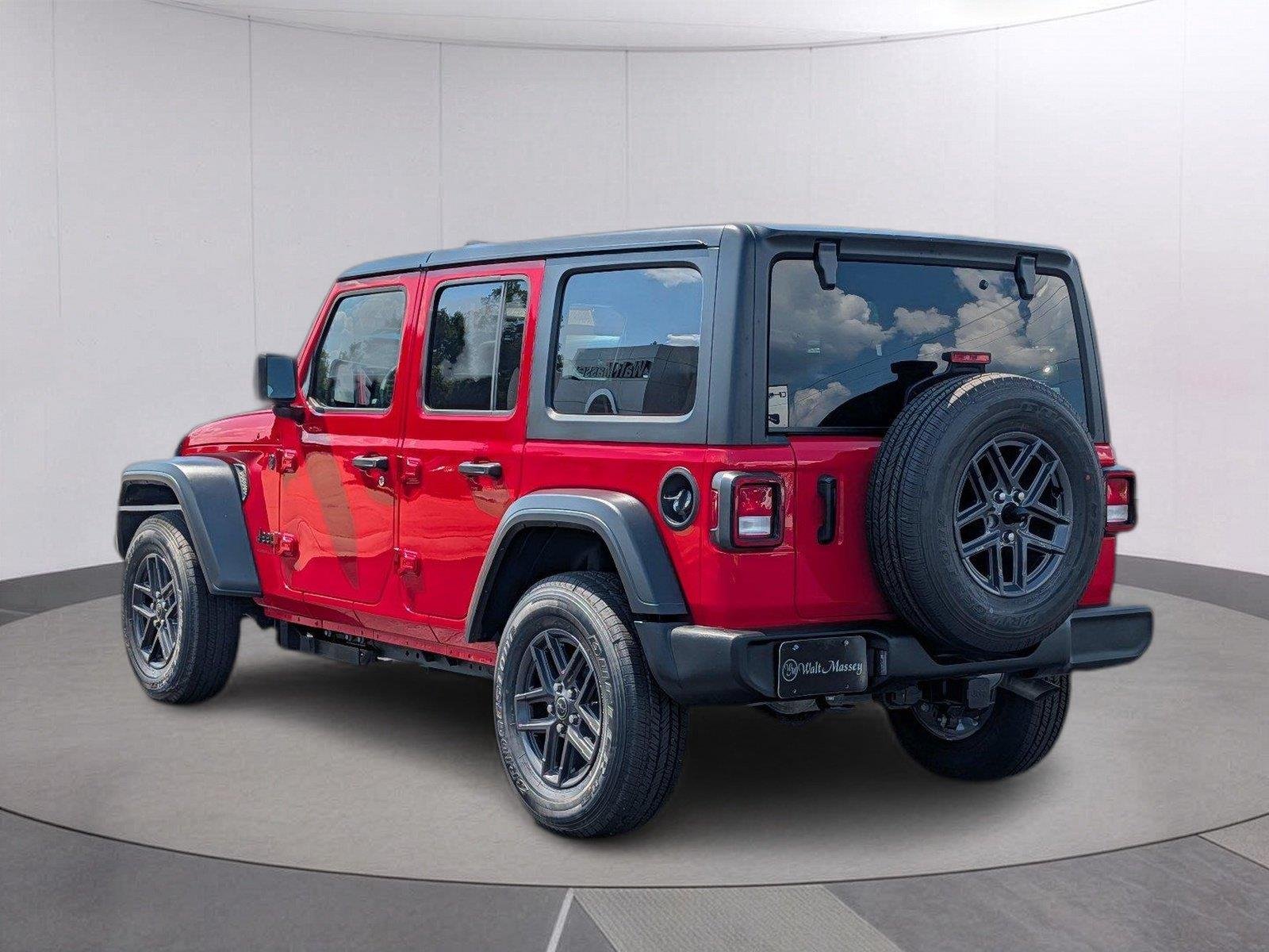 Used 2026 Firecracker Red Clearcoat Jeep Sport image 3