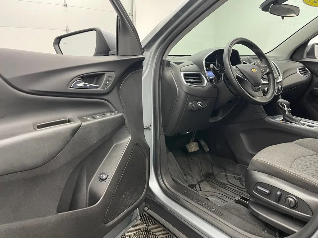 Used 2024 Sterling Gray Metallic Chevrolet LT image 15