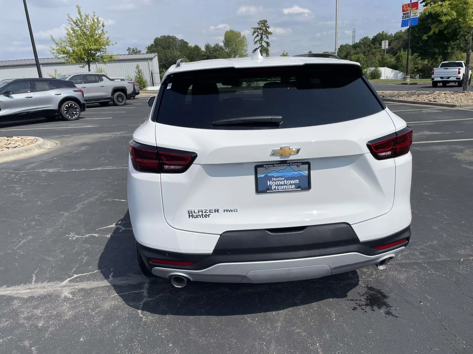 New 2026 Summit White Chevrolet 2LT image 5