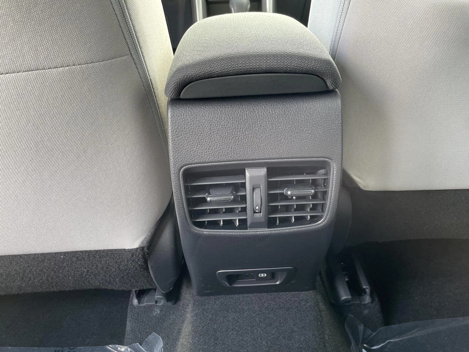 Used 2022 Celestite Toyota LE image 18