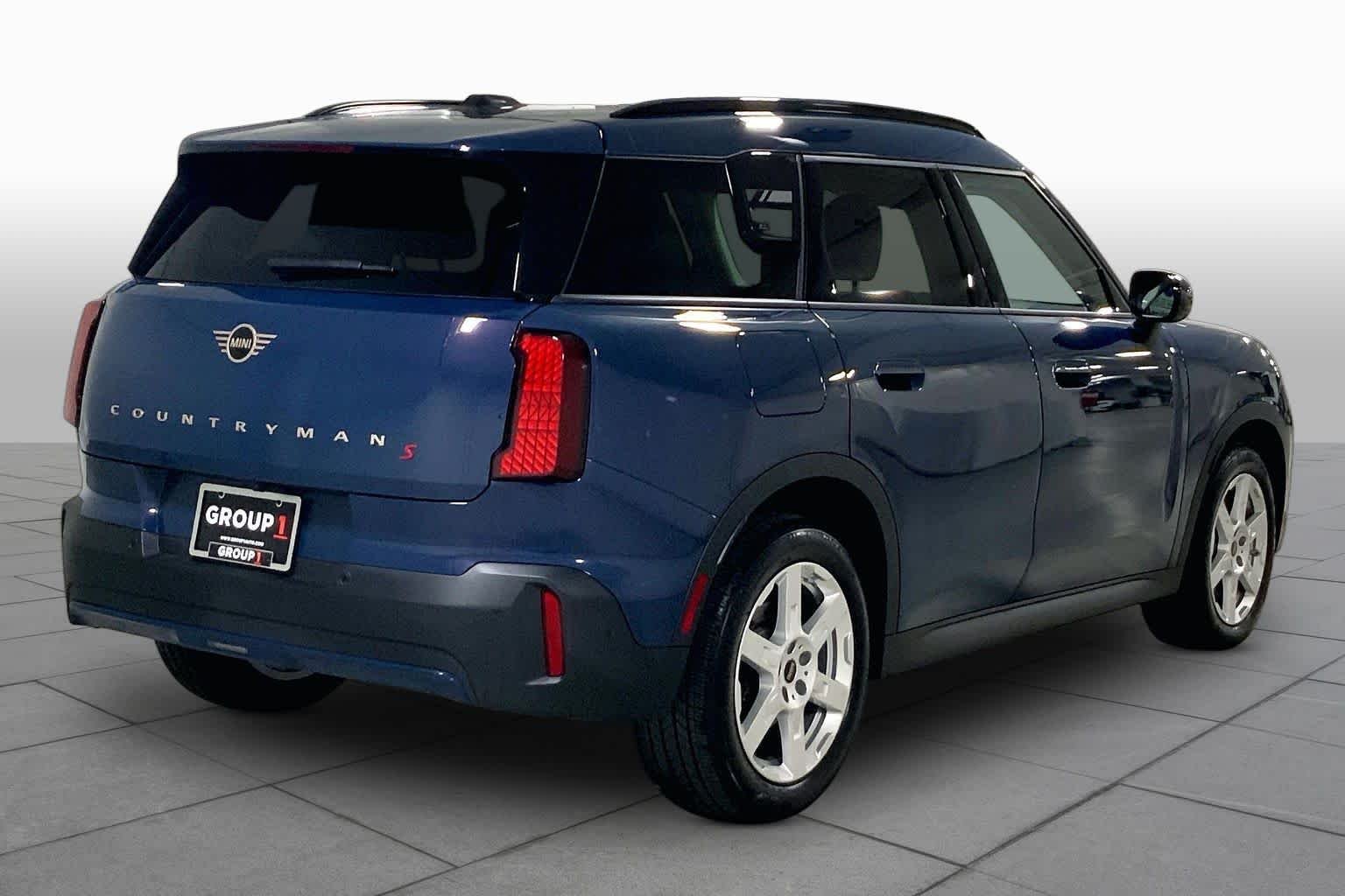 Used 2025 Indigo Sunset Blue Metallic MINI S image 12