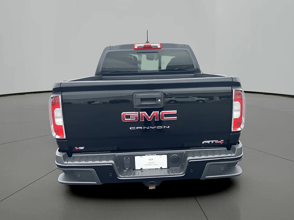 Used 2021 Onyx Black GMC AT4 image 4