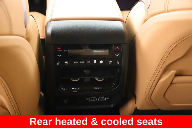 Used 2025 White/off-white Jeep Summit Reserve image 32