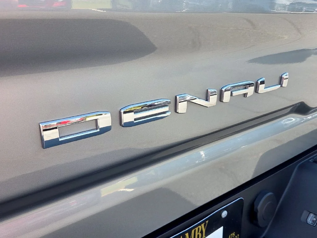 Used 2024 Sterling Metallic GMC Denali image 11