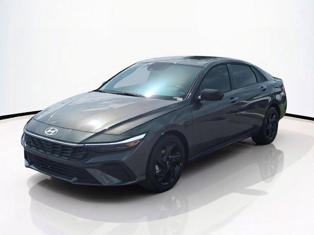 New 2026 Gray Hyundai SEL Sport Plus image 9