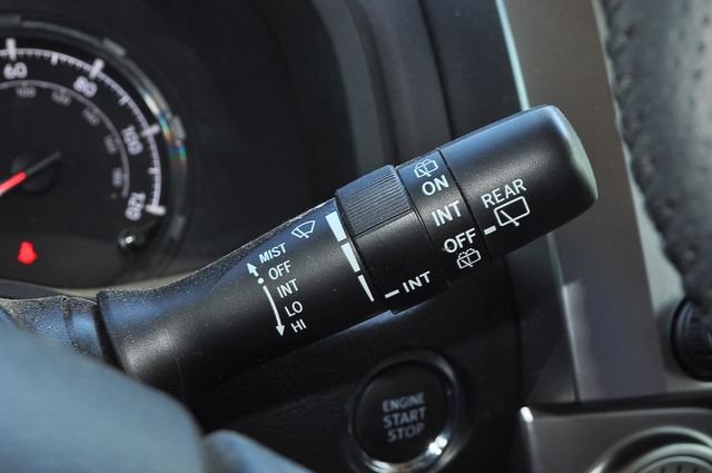 Used 2024  Toyota SR5 image 33