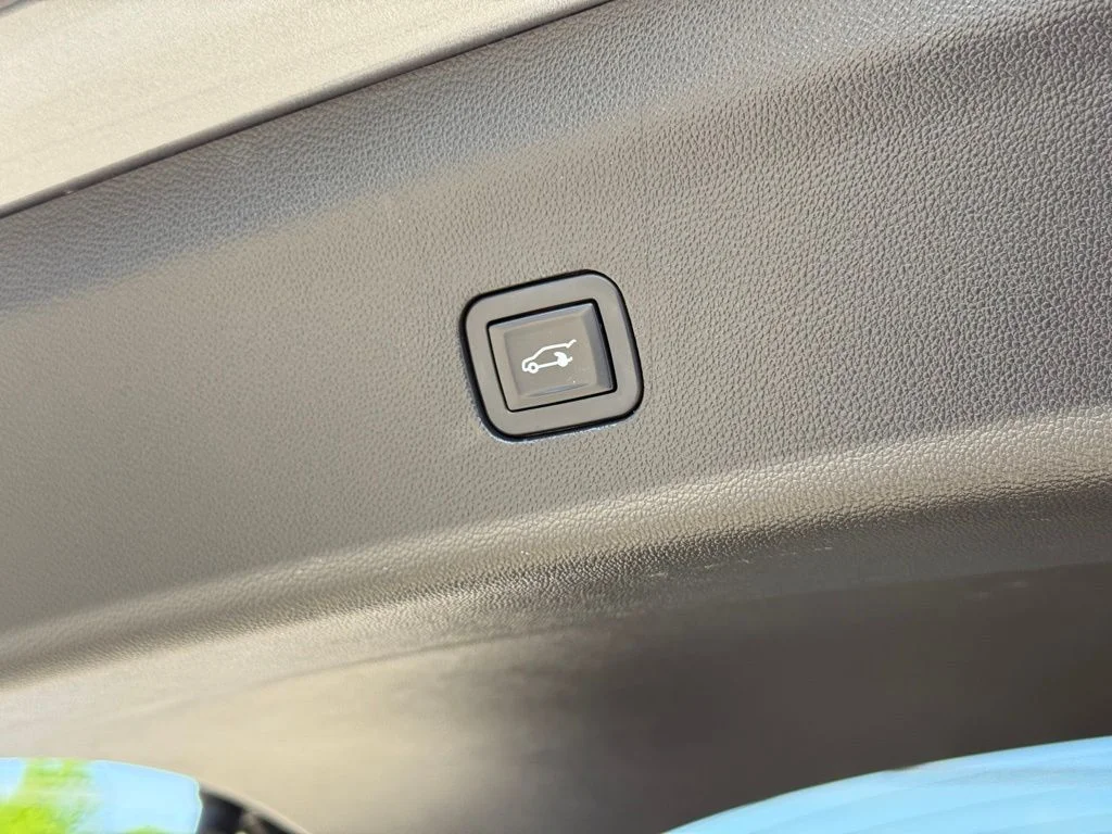Used 2019 Gray Buick Essence image 30