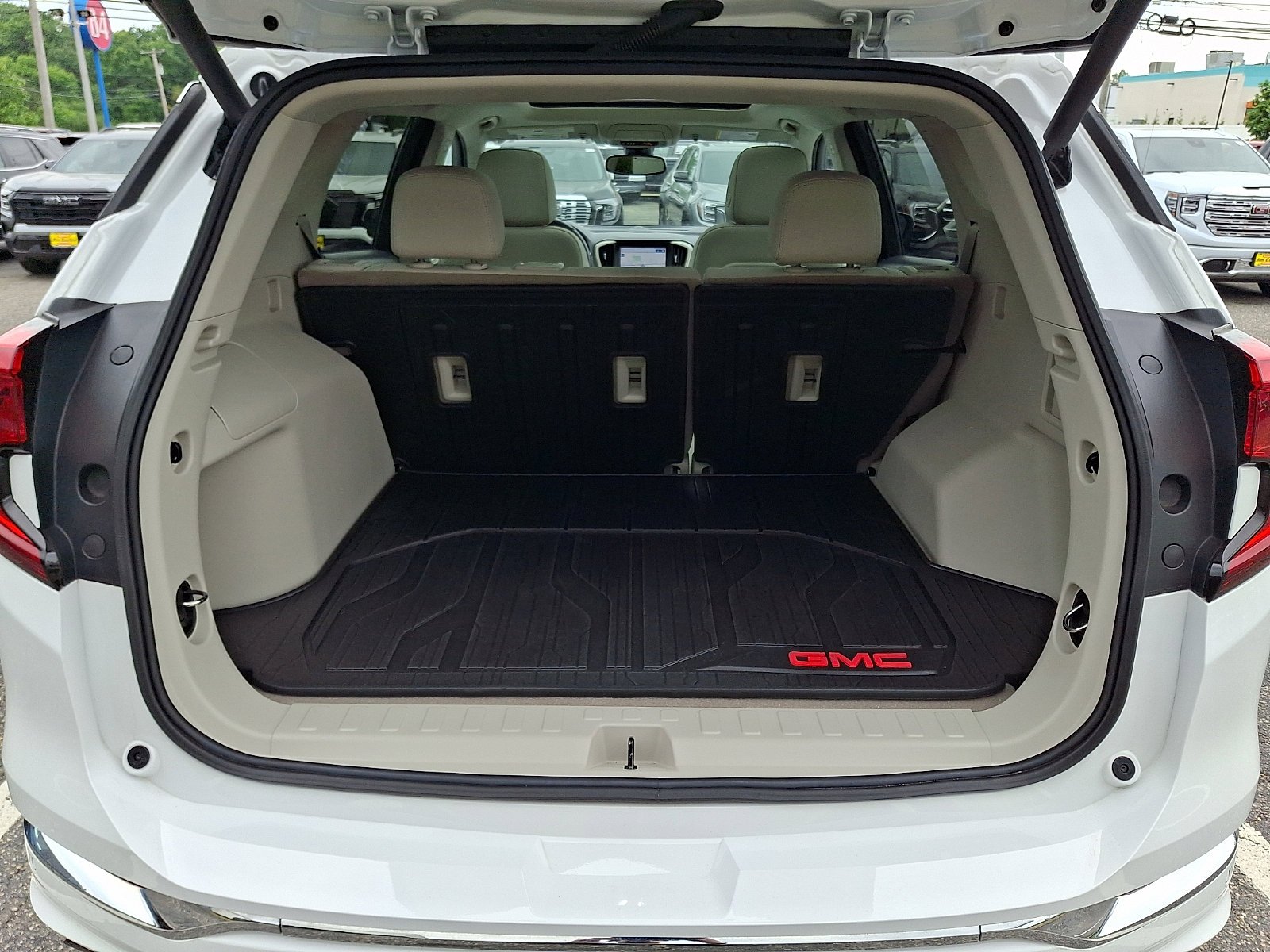 2023 GMC Terrain Denali - Photo 30